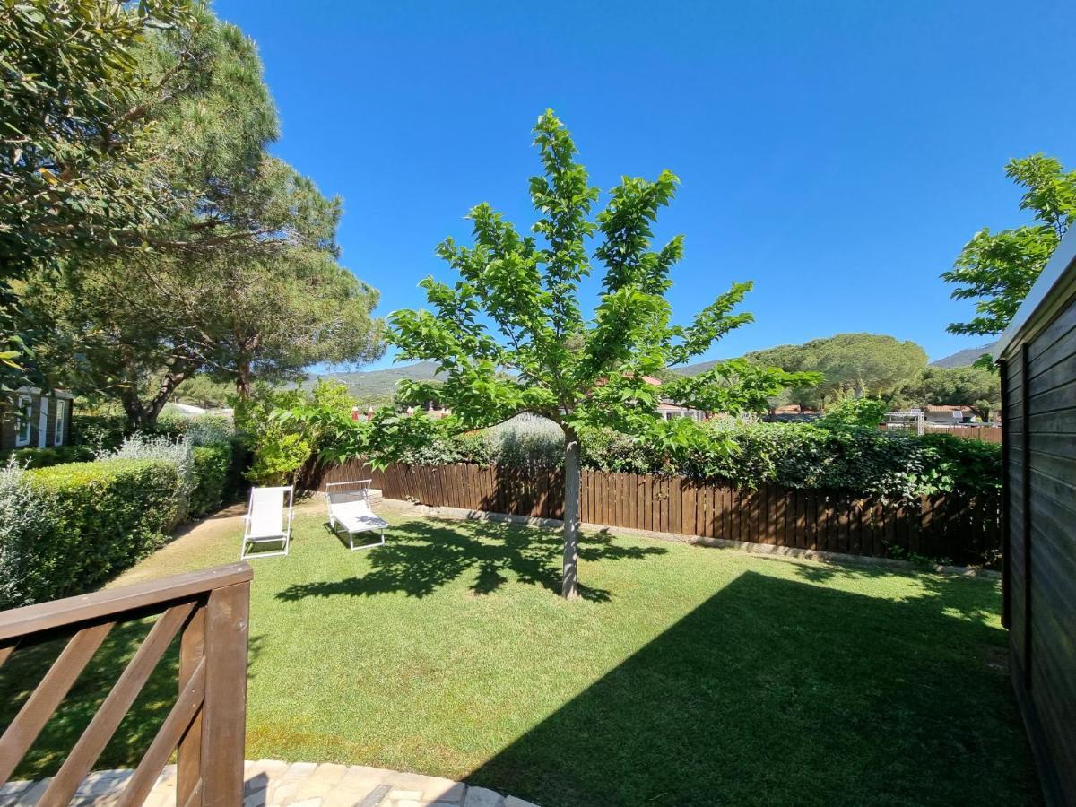 Camping Lacona Pineta Capoliveri  Buitenkant foto