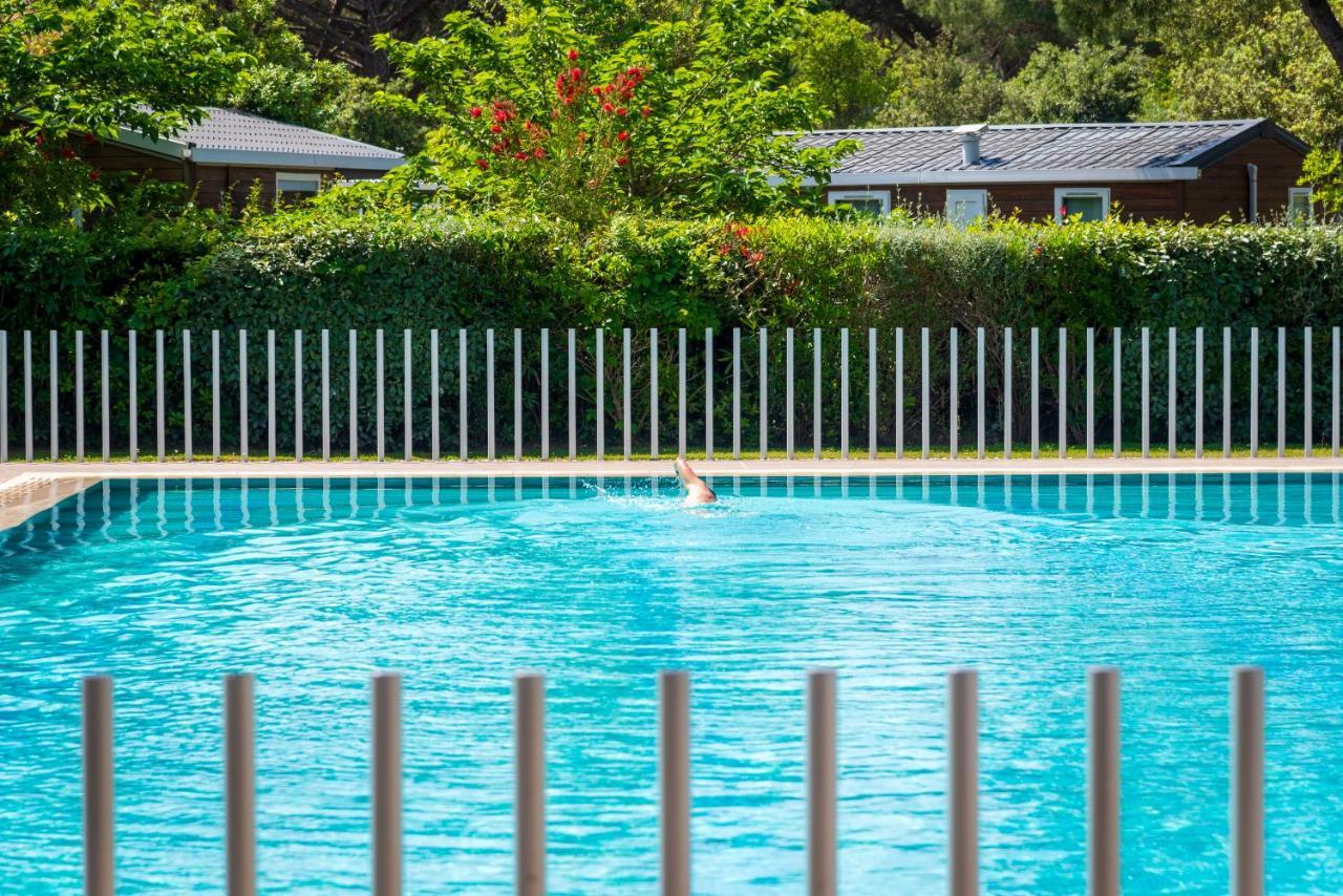 Camping Lacona Pineta Capoliveri  Buitenkant foto