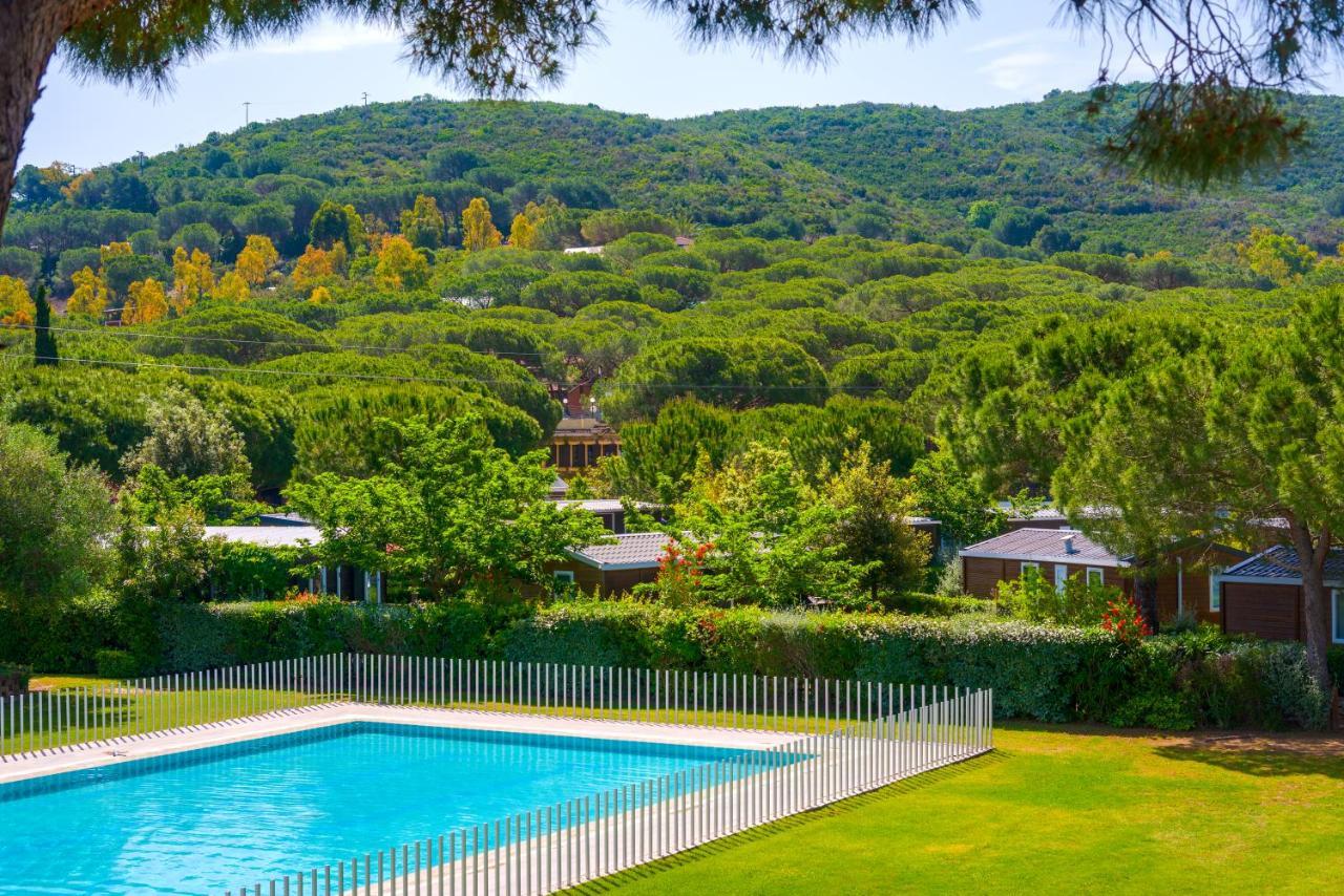 Camping Lacona Pineta Capoliveri  Buitenkant foto