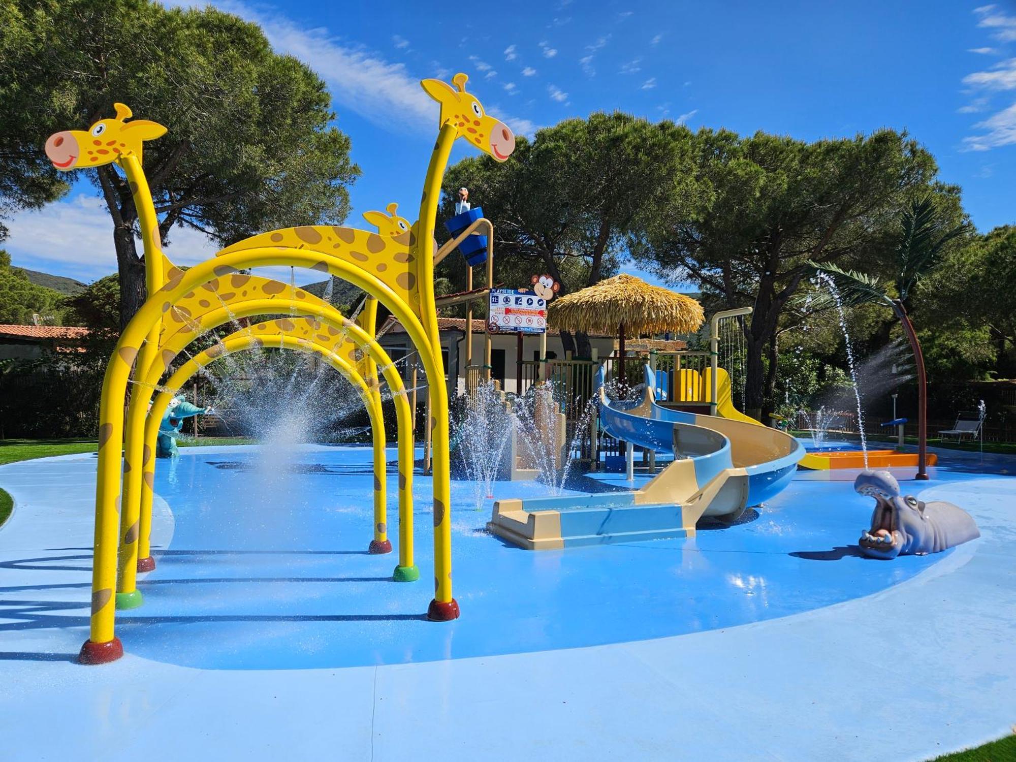 Camping Lacona Pineta Capoliveri  Buitenkant foto